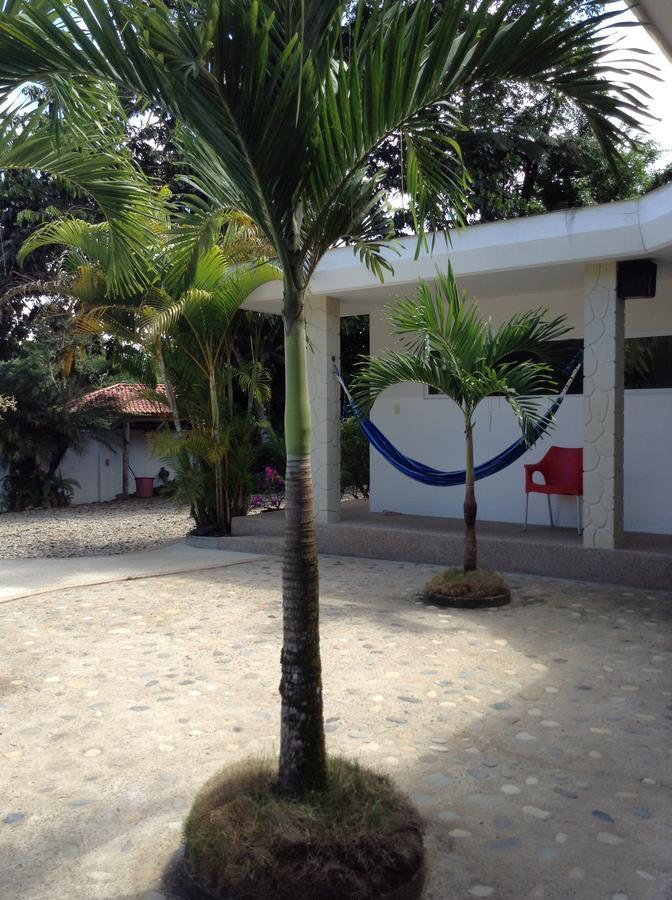 Wisdom Garden Hotel Tena Buitenkant foto