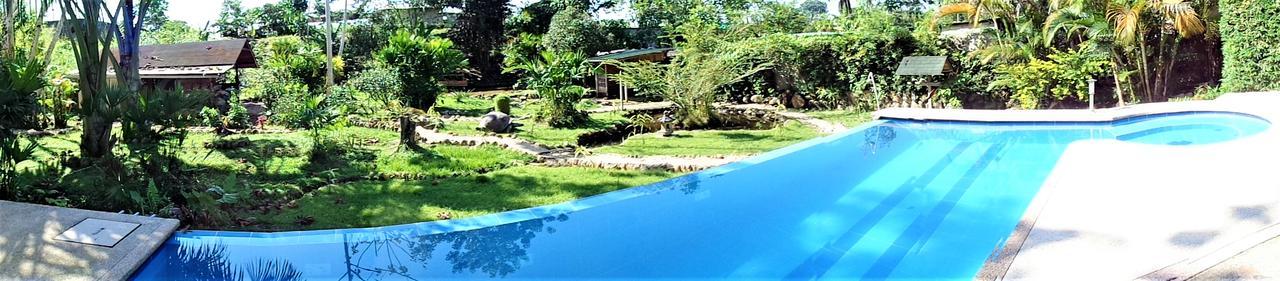 Wisdom Garden Hotel Tena Buitenkant foto